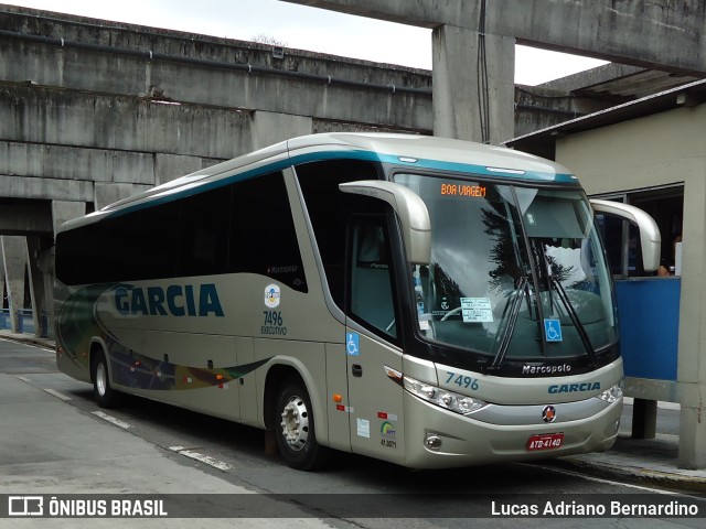 Viação Garcia 7496 na cidade de Curitiba, Paraná, Brasil, por Lucas Adriano Bernardino. ID da foto: 9832433.