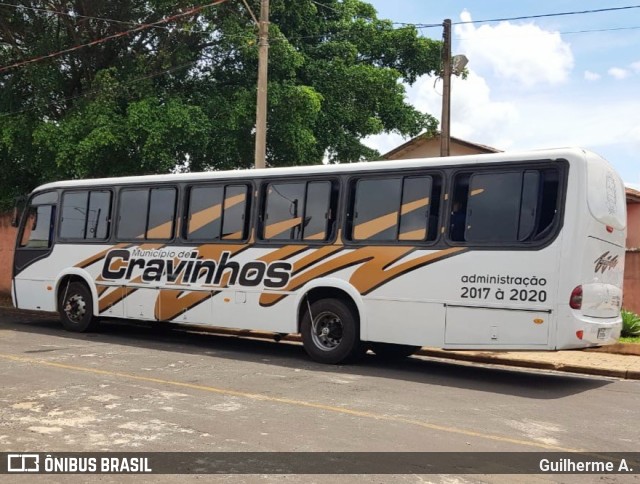 Prefeitura Municipal de Cravinhos CZA-9924 na cidade de Cravinhos, São Paulo, Brasil, por Guilherme A.. Número da foto: #9834931.