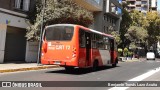 Redbus Urbano 438 na cidade de Providencia, Santiago, Metropolitana de Santiago, Chile, por Benjamín Tomás Lazo Acuña. ID da foto: :id.