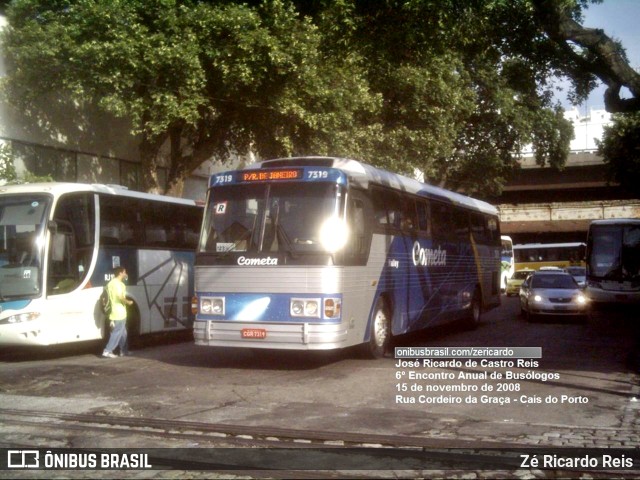 Viação Cometa 7319 na cidade de Rio de Janeiro, Rio de Janeiro, Brasil, por Zé Ricardo Reis. ID da foto: 9837134.