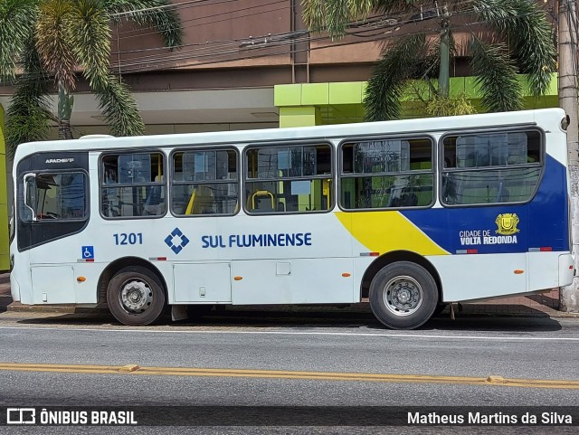 Viação Sul Fluminense 1201 na cidade de Volta Redonda, Rio de Janeiro, Brasil, por Matheus Martins da Silva. Número da foto: #9839490.