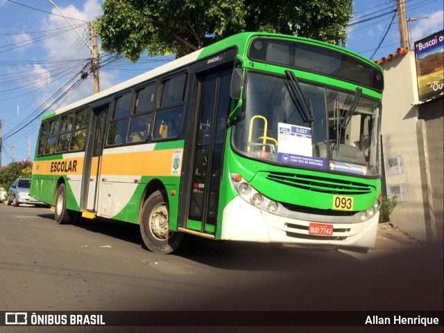 Rápido Sumaré 093 na cidade de Paulínia, São Paulo, Brasil, por Allan Henrique. ID da foto: 9841556.