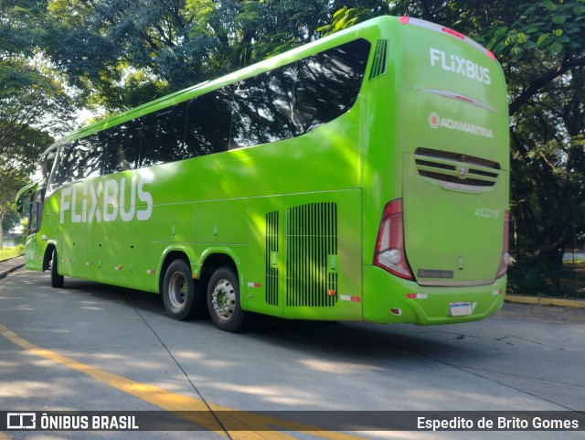 FlixBus Transporte e Tecnologia do Brasil 412019 na cidade de São Paulo, São Paulo, Brasil, por Espedito de Brito Gomes. ID da foto: 9793969.