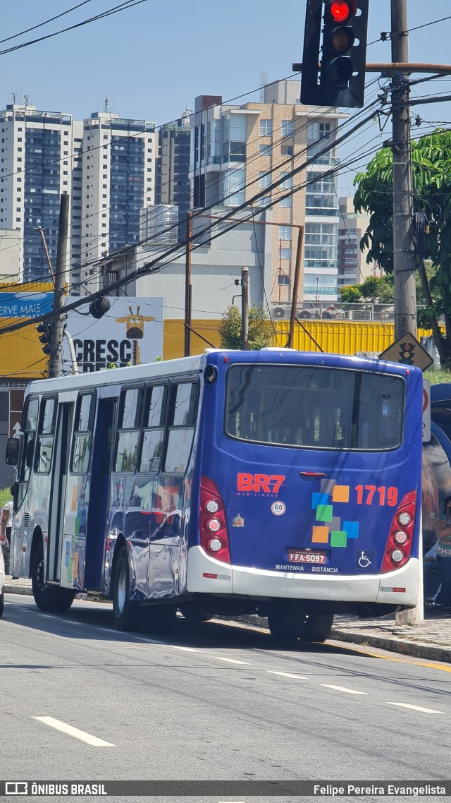 BR7 Mobilidade 1719 na cidade de São Bernardo do Campo, São Paulo, Brasil, por Felipe Pereira Evangelista. Número da foto: #9794844.