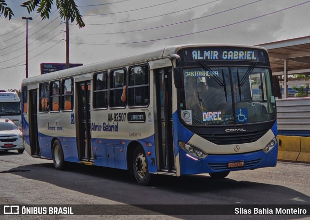 Autoviária Paraense AV-92507 na cidade de Ananindeua, Pará, Brasil, por Silas Bahia Monteiro. Número da foto: #9793965.