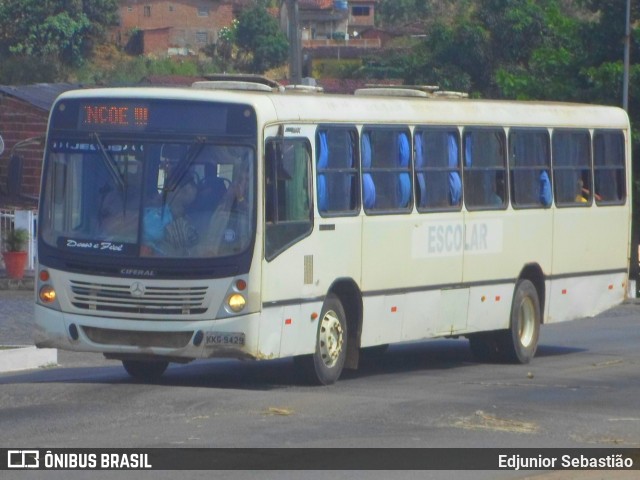 Escolares 556 na cidade de Nazaré da Mata, Pernambuco, Brasil, por Edjunior Sebastião. Número da foto: #9845744.