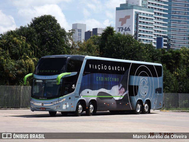 Viação Garcia 8824 na cidade de Curitiba, Paraná, Brasil, por Marco Aurélio de Oliveira. Número da foto: #9848649.