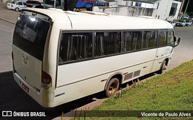 J.A Transportes 1769 na cidade de Divinópolis, Minas Gerais, Brasil, por Vicente de Paulo Alves. Número da foto: #9847644.
