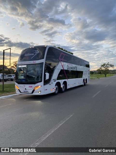Expresso Diamante 17500 na cidade de Goiânia, Goiás, Brasil, por Gabriel Garces. Número da foto: #9849879.
