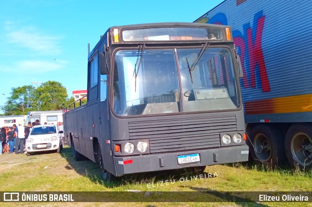 Ônibus Particulares 1446 na cidade de Alvorada, Rio Grande do Sul, Brasil, por Elizeu Oliveira. Número da foto: #9853458.