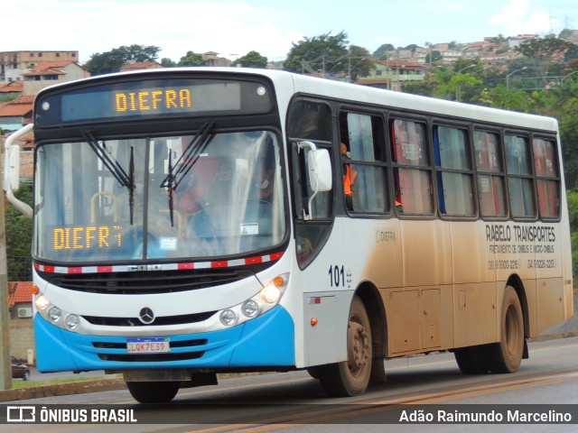 Ônibus Particulares 101 na cidade de Paracatu, Minas Gerais, Brasil, por Adão Raimundo Marcelino. ID da foto: 9853539.