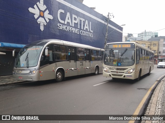 Viação Santo Ângelo 18071 na cidade de Curitiba, Paraná, Brasil, por Marcos Donizete Silva Junior. Número da foto: #9856430.