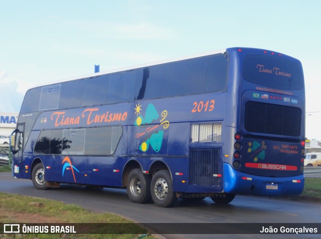 Tiana Tur 2013 na cidade de Luziânia, Goiás, Brasil, por João Gonçalves. Número da foto: #9855082.