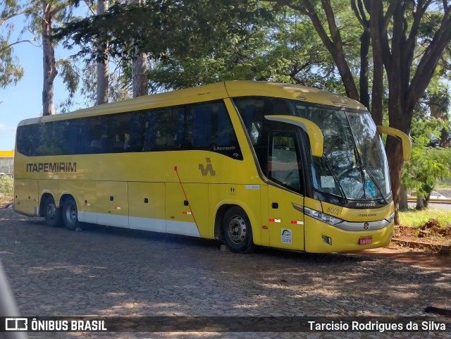 Viação Itapemirim 60021 na cidade de Caetanópolis, Minas Gerais, Brasil, por Tarcisio Rodrigues da Silva. ID da foto: 9858600.