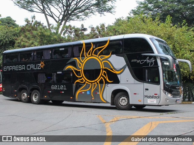Empresa Cruz 60101 na cidade de São Paulo, São Paulo, Brasil, por Gabriel dos Santos Almeida. Número da foto: #9857847.