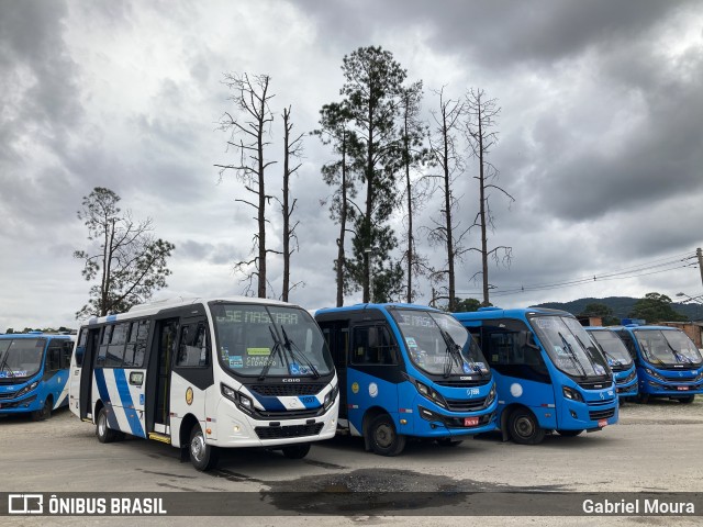 Coopertransguaru 1657 na cidade de Guarulhos, São Paulo, Brasil, por Gabriel Moura. ID da foto: 9864084.