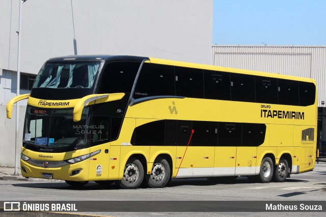 Viação Itapemirim 17015 na cidade de Rio de Janeiro, Rio de Janeiro, Brasil, por Matheus Souza. Número da foto: #9863609.