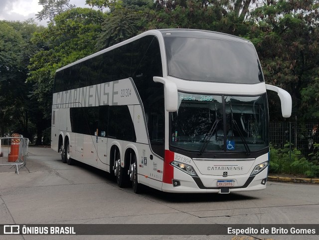 Auto Viação Catarinense 321304 na cidade de São Paulo, São Paulo, Brasil, por Espedito de Brito Gomes. ID da foto: 9868613.