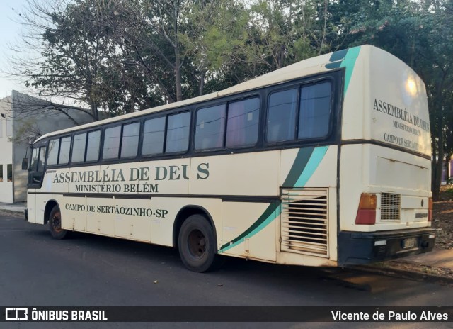 Ônibus Particulares 8147 na cidade de Sertãozinho, São Paulo, Brasil, por Vicente de Paulo Alves. ID da foto: 9871523.