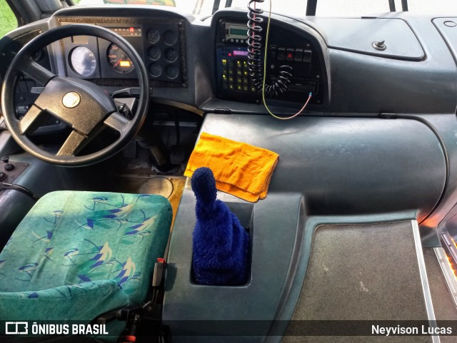 Ônibus Particulares 9C53 na cidade de Salinópolis, Pará, Brasil, por Neyvison Lucas. Número da foto: #9871771.