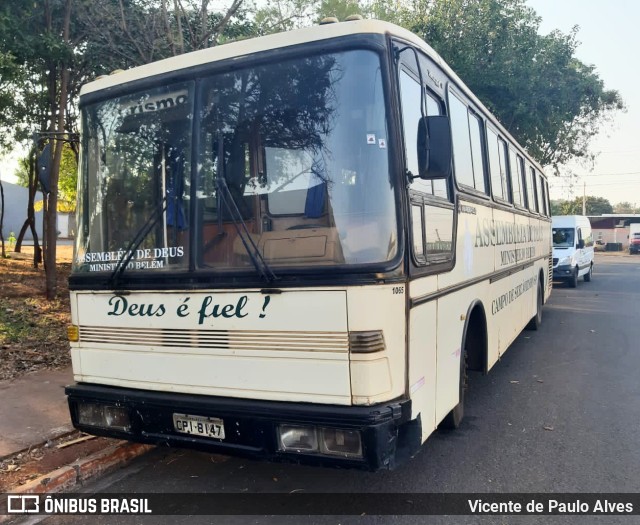 Ônibus Particulares 8147 na cidade de Sertãozinho, São Paulo, Brasil, por Vicente de Paulo Alves. ID da foto: 9871484.