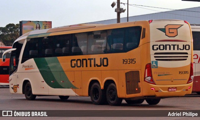 Empresa Gontijo de Transportes 19315 na cidade de Goiânia, Goiás, Brasil, por Adriel Philipe. ID da foto: 9872435.