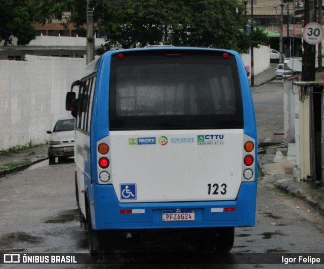 Sistema Complementar de Recife 123 na cidade de Recife, Pernambuco, Brasil, por Igor Felipe. Número da foto: #9873480.