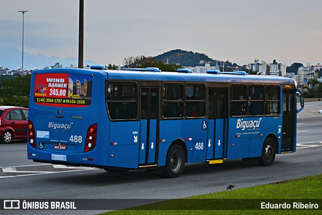 Biguaçu Transportes Coletivos Administração e Participação 488 na cidade de Florianópolis, Santa Catarina, Brasil, por Eduardo Ribeiro. Número da foto: #9872804.