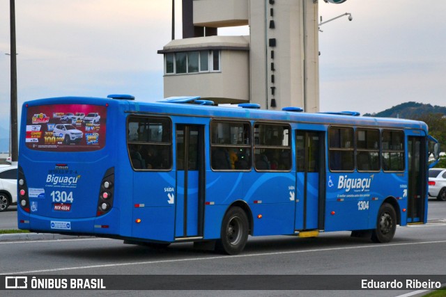 Biguaçu Transportes Coletivos Administração e Participação 1304 na cidade de Florianópolis, Santa Catarina, Brasil, por Eduardo Ribeiro. Número da foto: #9872779.