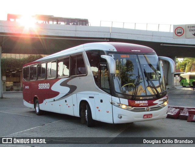 Viação Serro 24211 na cidade de Belo Horizonte, Minas Gerais, Brasil, por Douglas Célio Brandao. Número da foto: #9873526.