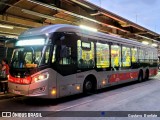 Express Transportes Urbanos Ltda 4 8999 na cidade de São Paulo, São Paulo, Brasil, por Gustavo  Bonfate. Número da foto: #9872399.