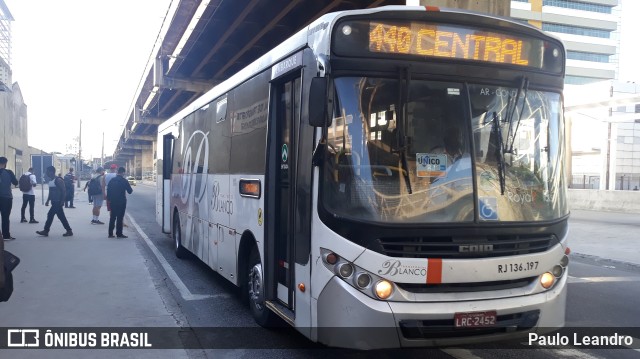 Transportes Blanco RJ 136.197 na cidade de Rio de Janeiro, Rio de Janeiro, Brasil, por Paulo Leandro. ID da foto: 9874788.