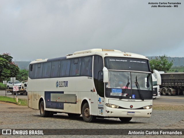 EleciTur 8002 na cidade de João Monlevade, Minas Gerais, Brasil, por Antonio Carlos Fernandes. Número da foto: #9799886.