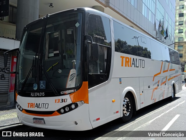 Triauto 1330 na cidade de Rio de Janeiro, Rio de Janeiro, Brasil, por Valnei Conceição. ID da foto: 9808601.