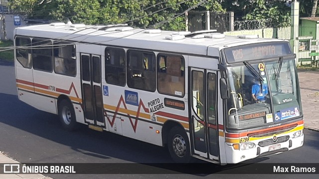 SOPAL - Sociedade de Ônibus Porto-Alegrense Ltda. 6798 na cidade de Porto Alegre, Rio Grande do Sul, Brasil, por Max Ramos. ID da foto: 9807464.