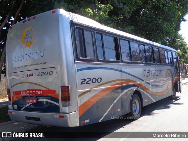 Centauro Turismo 2200 na cidade de Lagoa Santa, Minas Gerais, Brasil, por Marcelo Ribeiro. Número da foto: #9806191.