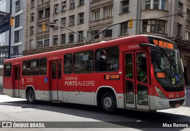 Viação Belém Novo 2330 na cidade de Porto Alegre, Rio Grande do Sul, Brasil, por Max Ramos. ID da foto: 9807538.