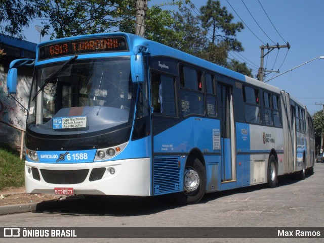 Viação Cidade Dutra 6 1588 na cidade de Porto Alegre, Rio Grande do Sul, Brasil, por Max Ramos. ID da foto: 9806368.