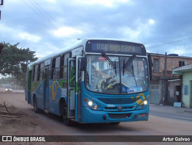 Vereda Transporte Ltda. 13054 na cidade de Vila Velha, Espírito Santo, Brasil, por Artur Galvao. Número da foto: #9811546.