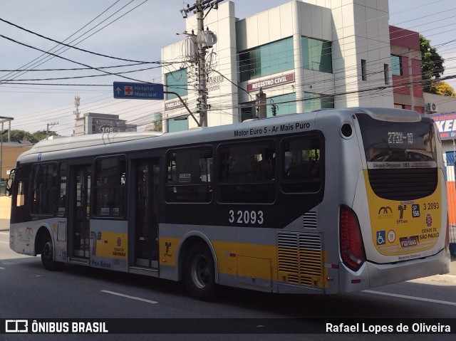 Viação Metrópole Paulista - Zona Leste 3 2093 na cidade de São Paulo, São Paulo, Brasil, por Rafael Lopes de Oliveira. Número da foto: #9808939.