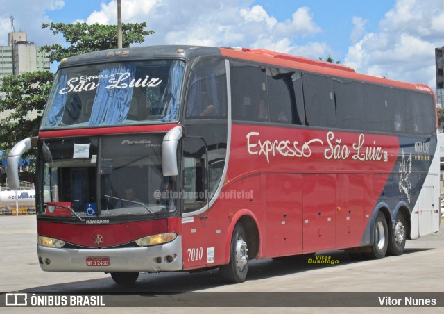 Expresso São Luiz 7010 na cidade de Goiânia, Goiás, Brasil, por Vitor Nunes . Número da foto: #9810874.