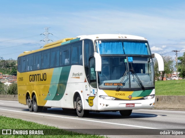 Empresa Gontijo de Transportes 17165 na cidade de Caçapava, São Paulo, Brasil, por odair lopes. ID da foto: 9809355.