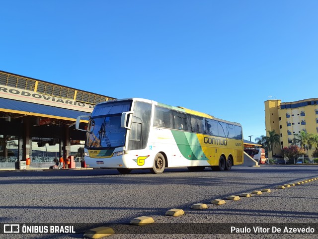 Empresa Gontijo de Transportes 12620 na cidade de Uberaba, Minas Gerais, Brasil, por Paulo Vitor De Azevedo. ID da foto: 9810340.