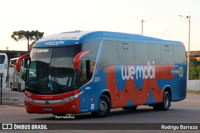 We Mobi 2031 na cidade de Curitiba, Paraná, Brasil, por Rodrigo Barraza. ID da foto: 9809954.