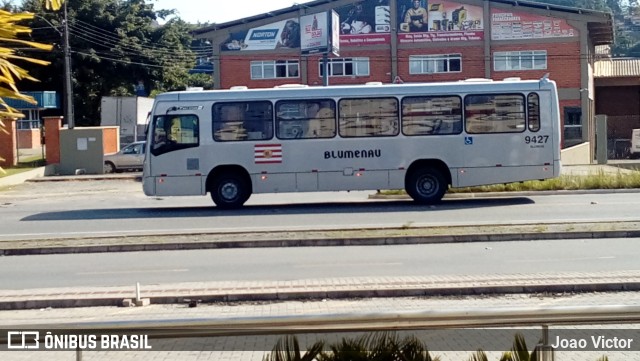 BluMob - Concessionária de Transporte Urbano de Blumenau 9427 na cidade de Blumenau, Santa Catarina, Brasil, por Joao Victor. Número da foto: #9813214.
