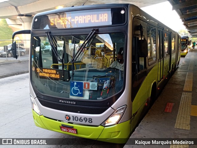 SM Transportes 10698 na cidade de Belo Horizonte, Minas Gerais, Brasil, por Kaique Marquês Medeiros . ID da foto: 9812792.