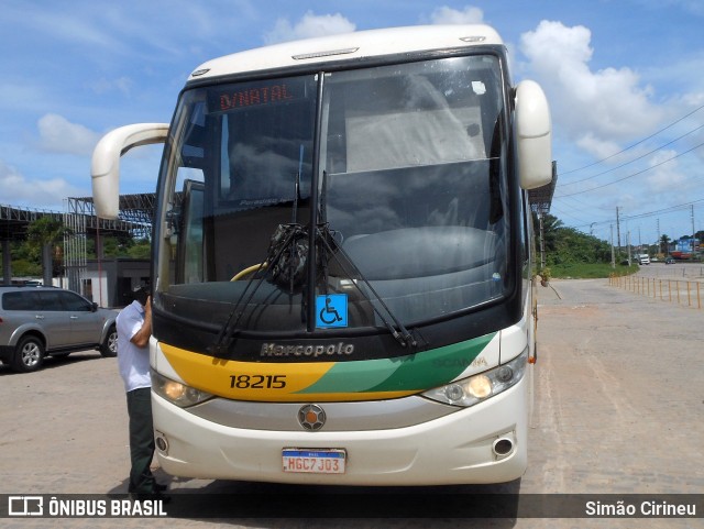 Empresa Gontijo de Transportes 18215 na cidade de Bayeux, Paraíba, Brasil, por Simão Cirineu. ID da foto: 9877657.