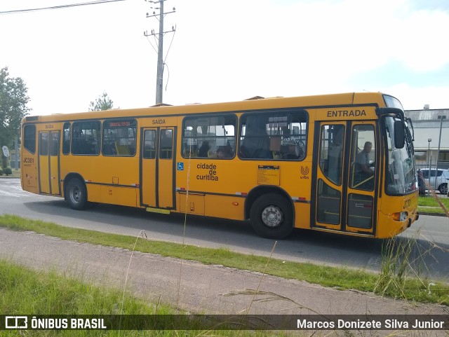 Expresso Azul JC301 na cidade de Curitiba, Paraná, Brasil, por Marcos Donizete Silva Junior. Número da foto: #9902557.