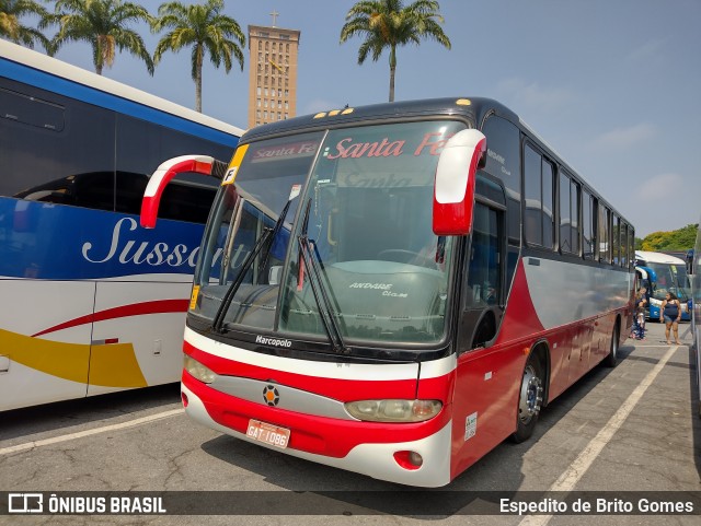 Santa Fé Turismo 1050 na cidade de Aparecida, São Paulo, Brasil, por Espedito de Brito Gomes. ID da foto: 9900199.