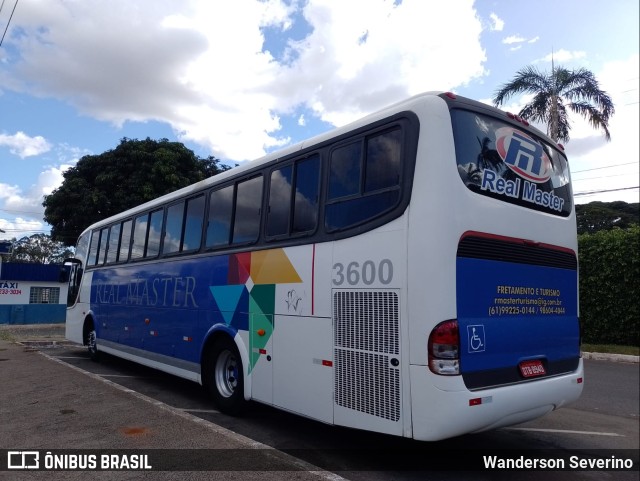 Real Master Turismo 3600 na cidade de Brasília, Distrito Federal, Brasil, por Wanderson Severino. ID da foto: 9901794.
